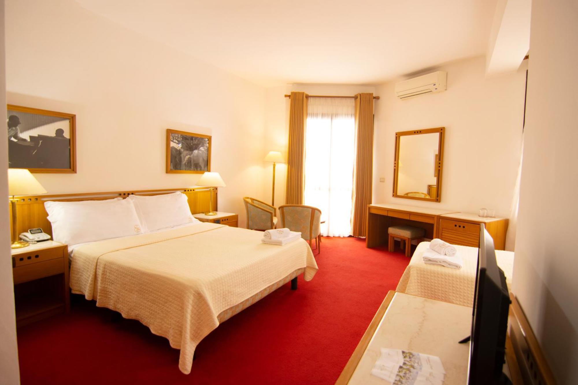 Chateau Linza Resort Tiranë Ngoại thất bức ảnh