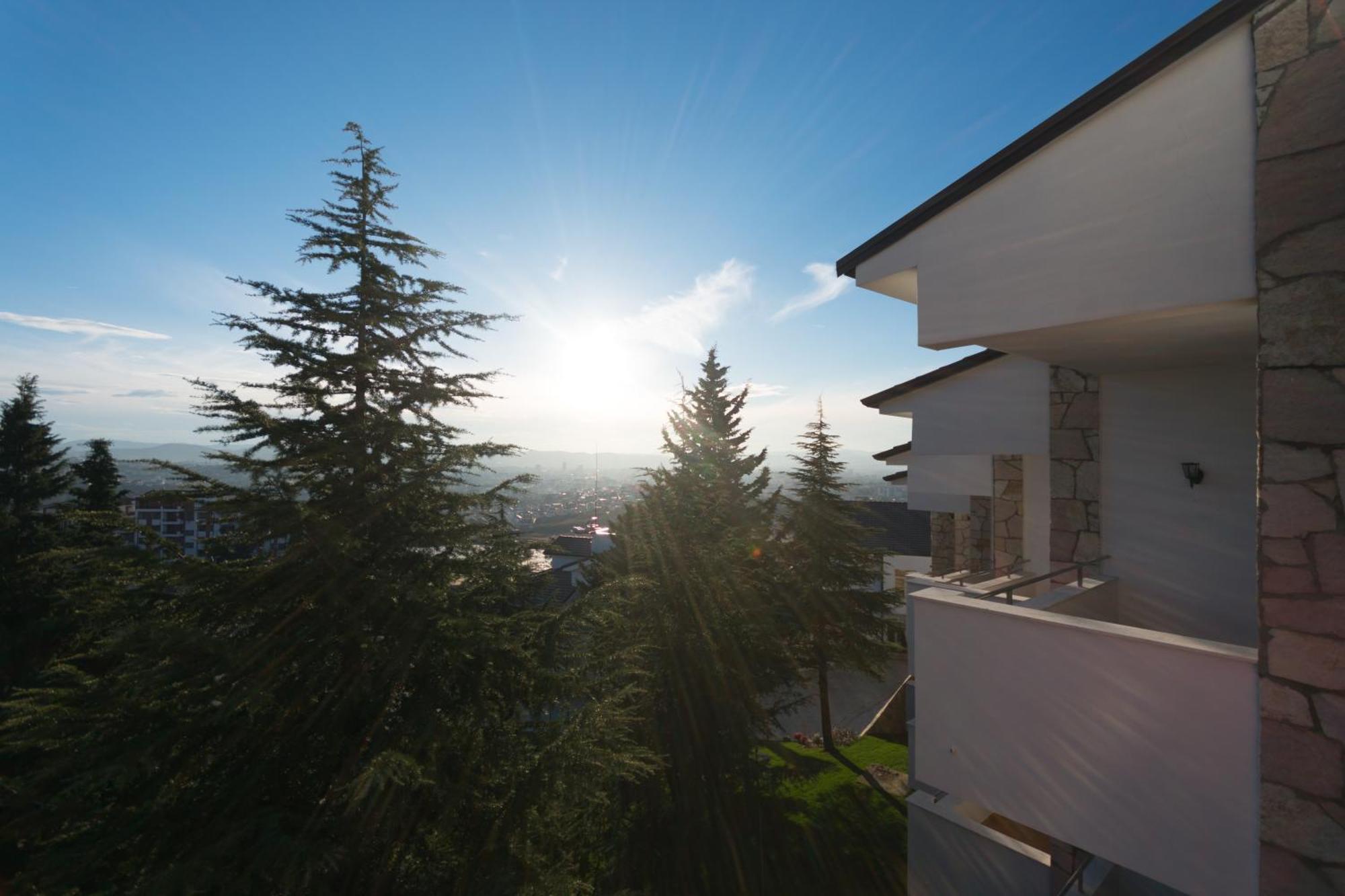 Chateau Linza Resort Tiranë Ngoại thất bức ảnh