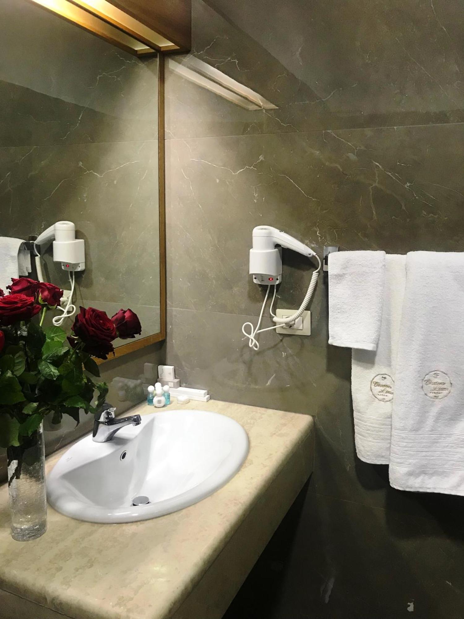 Chateau Linza Resort Tiranë Ngoại thất bức ảnh