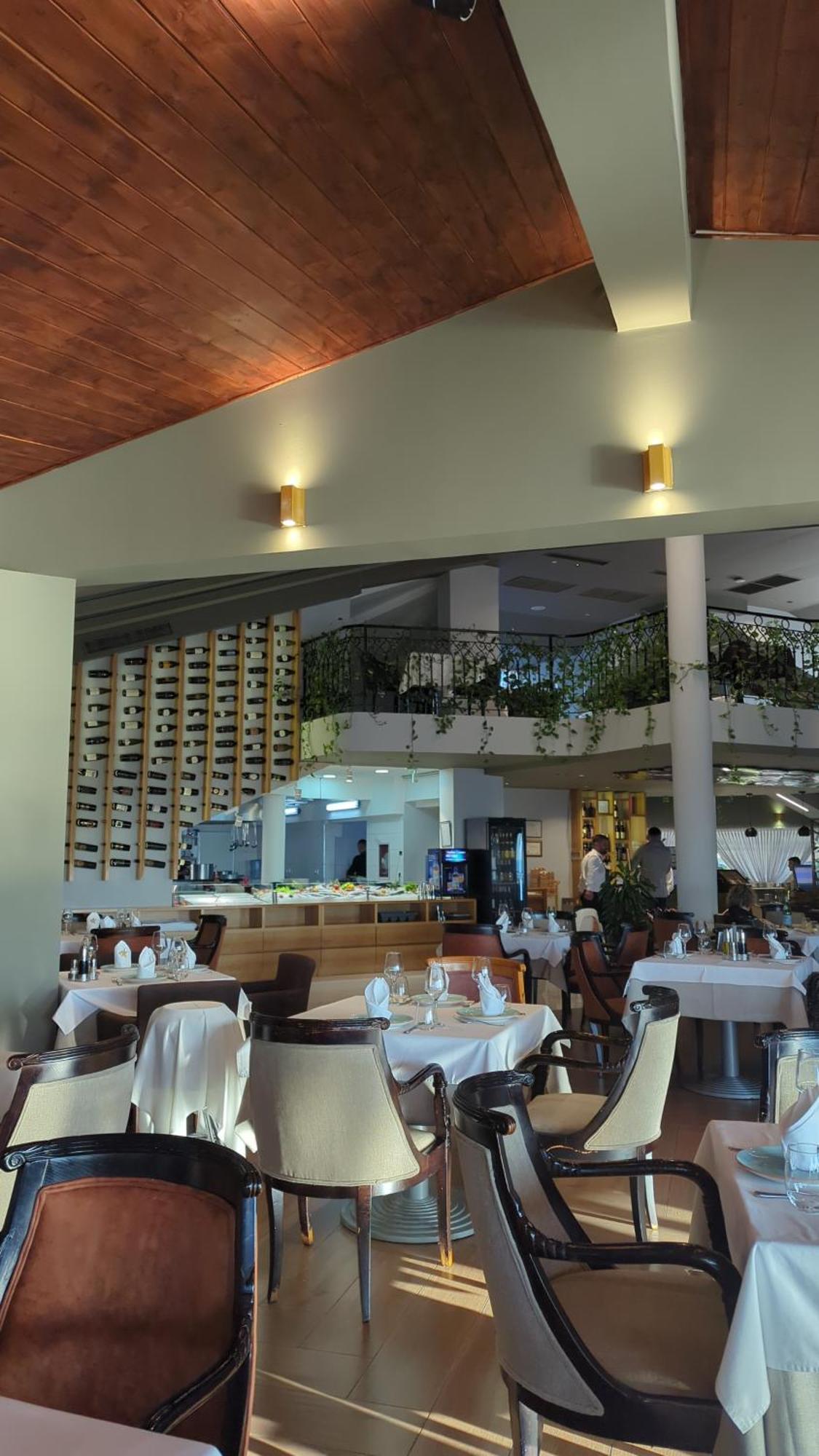 Chateau Linza Resort Tiranë Ngoại thất bức ảnh